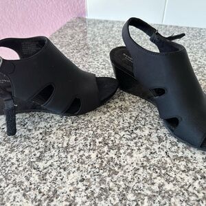 Bandolino B-Flexible Bogaledale Slingback Sandals - Size 7